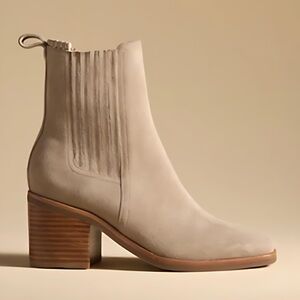 NWT! Anthropologie Silent D Naydo Heeled Ankle Boots in Tan Suede - Size 42